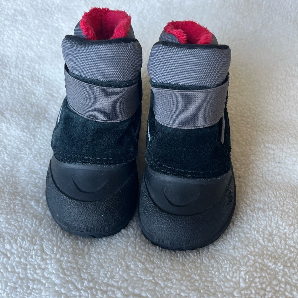 The North Face Kids Black and Gray Winter Boots with box
